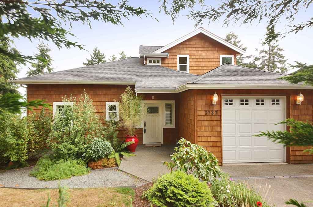Property Photo:  3737 Bells Ridge Lane  WA 98260 