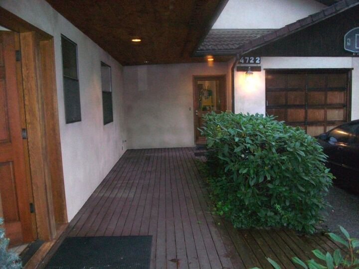 Property Photo:  4722 Bayview Lane  WA 98203 