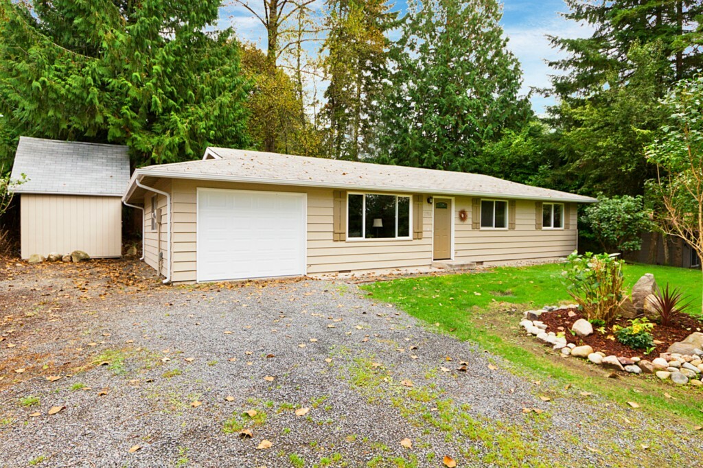 Property Photo:  2311 108th Ave SE  WA 98258 