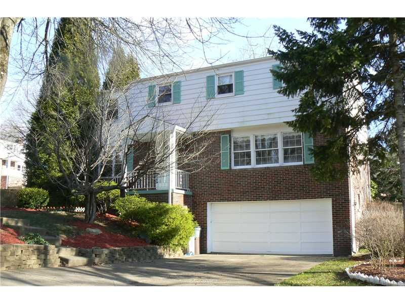 Property Photo: 201 Londonderry Court PA 15146