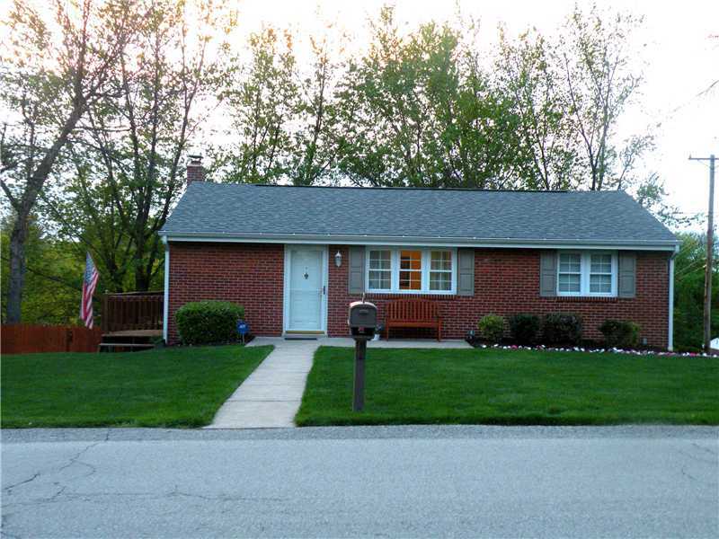 Property Photo:  565 Idaho Avenue  PA 15147 