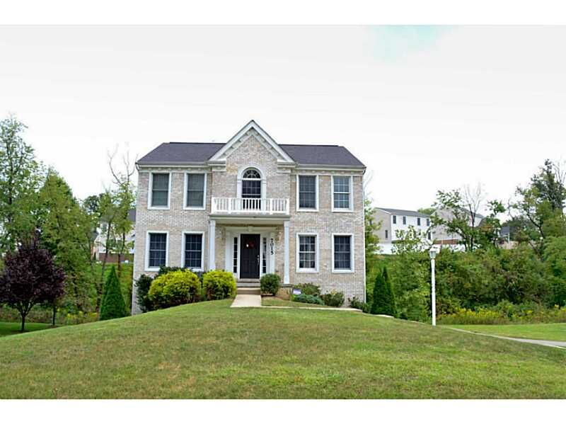 Property Photo:  7015 Pin Oak Ct  PA 15136 