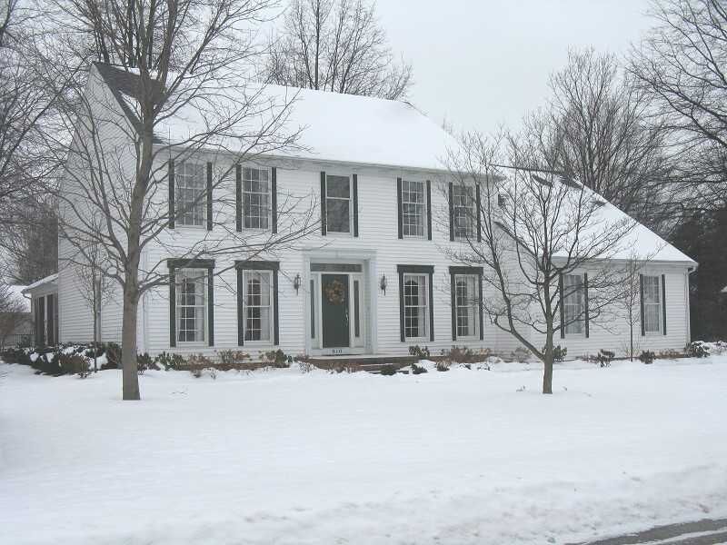 Property Photo: 810 Huntington Drive PA 16505