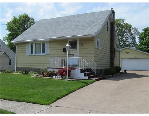 Property Photo: 3028 Hampton Road PA 16508