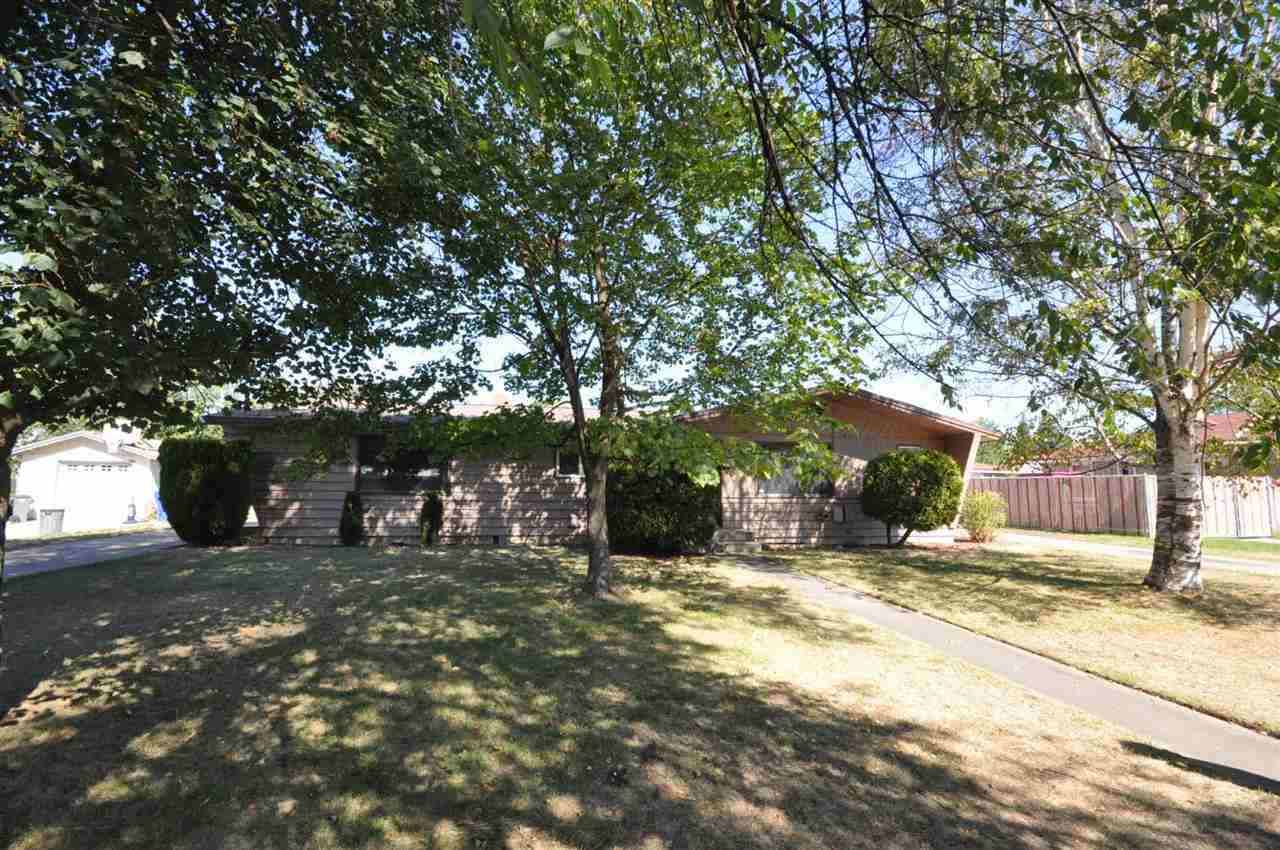Property Photo: 11221 E Alki Ave 11223 WA 99206