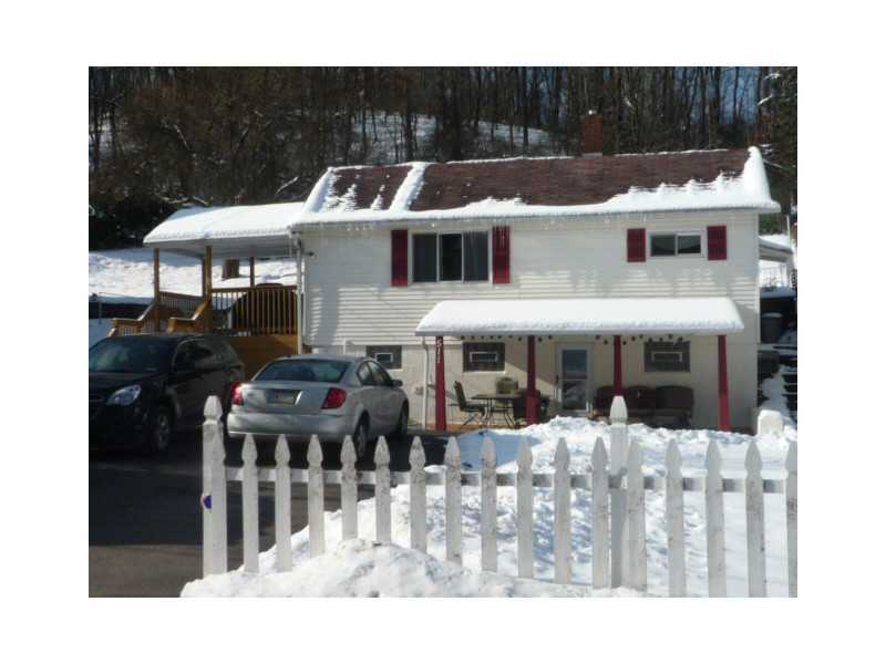 Property Photo:  511 California Hollow Rd  PA 15126 