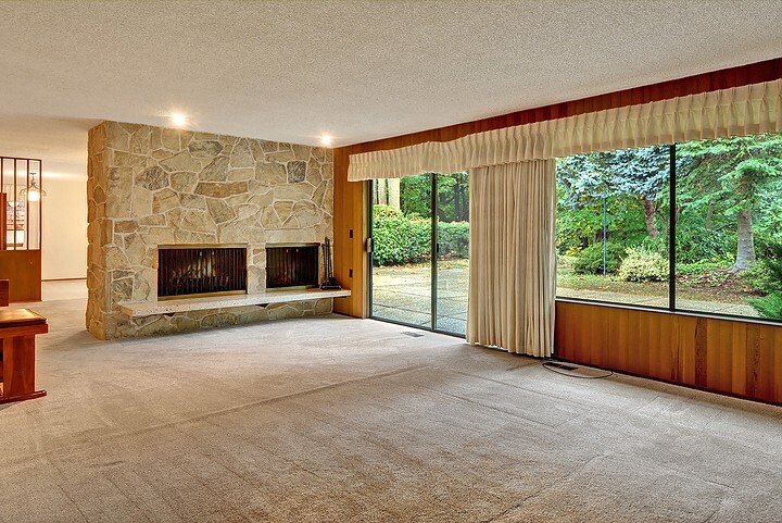 Property Photo:  3215 51st Ave SW  WA 98116 