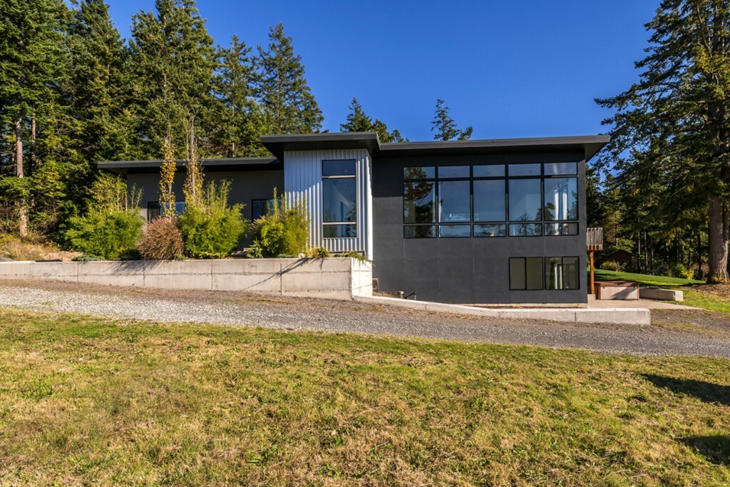 Property Photo:  9773 Dan St  WA 98257 