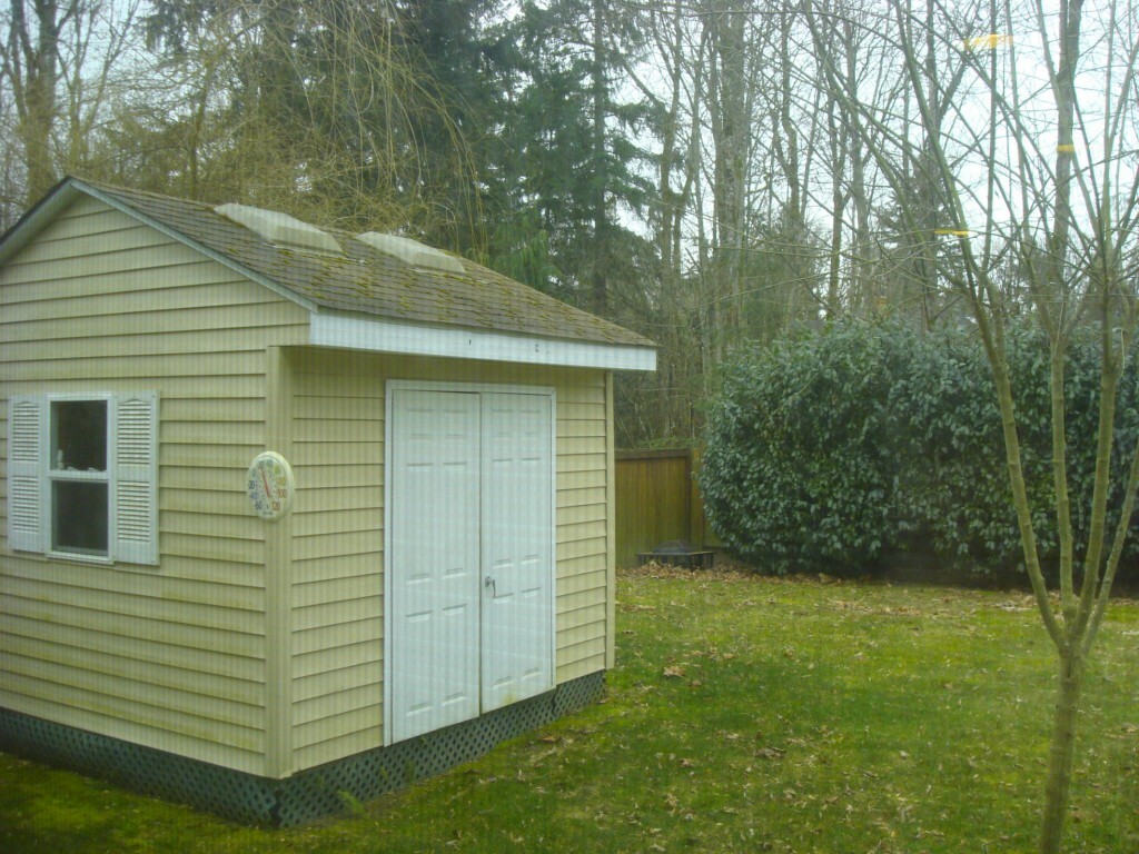 Property Photo:  20407 SE 261st Place  WA 98042 