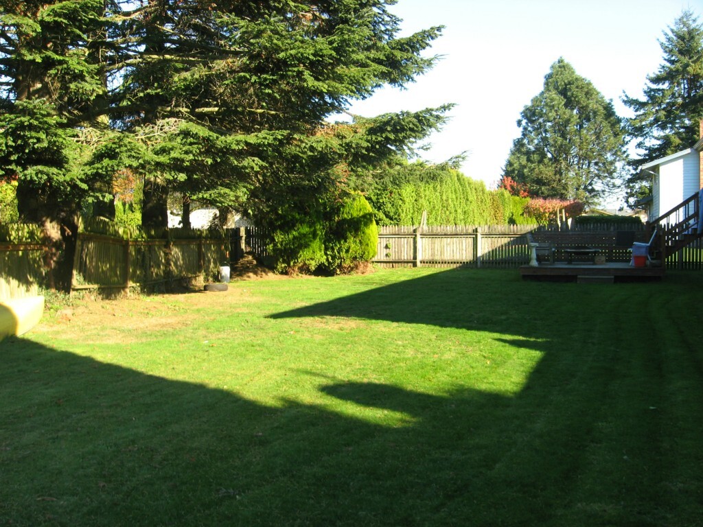 Property Photo: 961 Garden Dr WA 98264