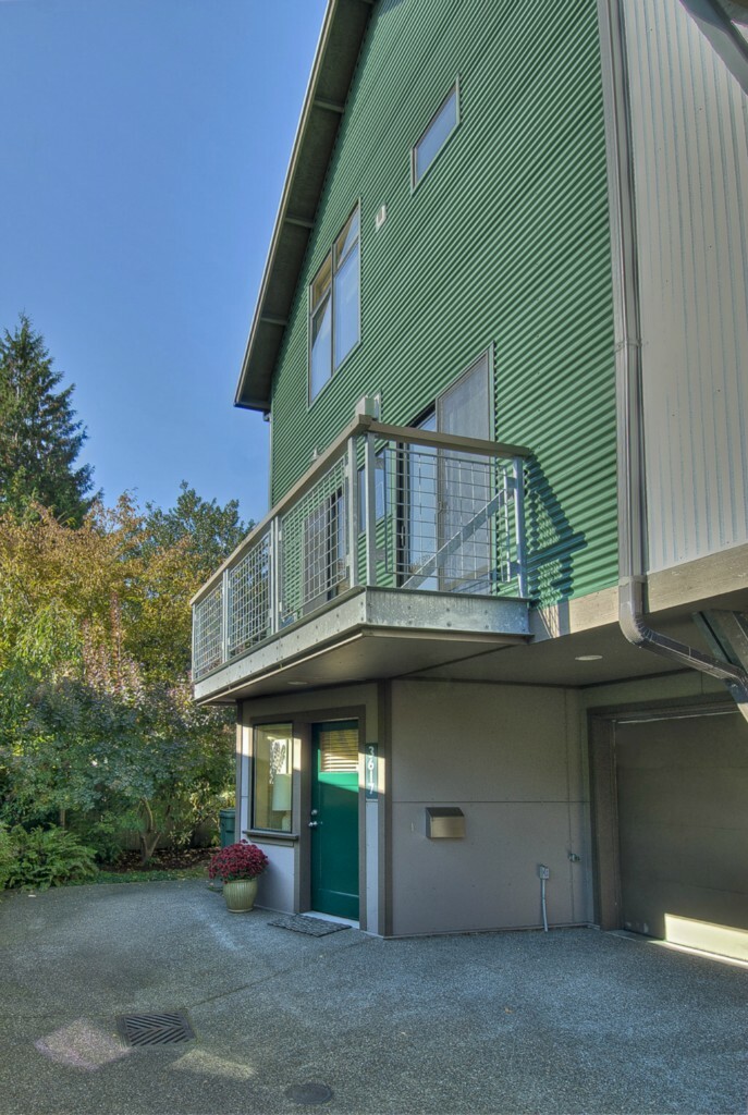 Property Photo:  3617 Greenwood Ave N  WA 98103 