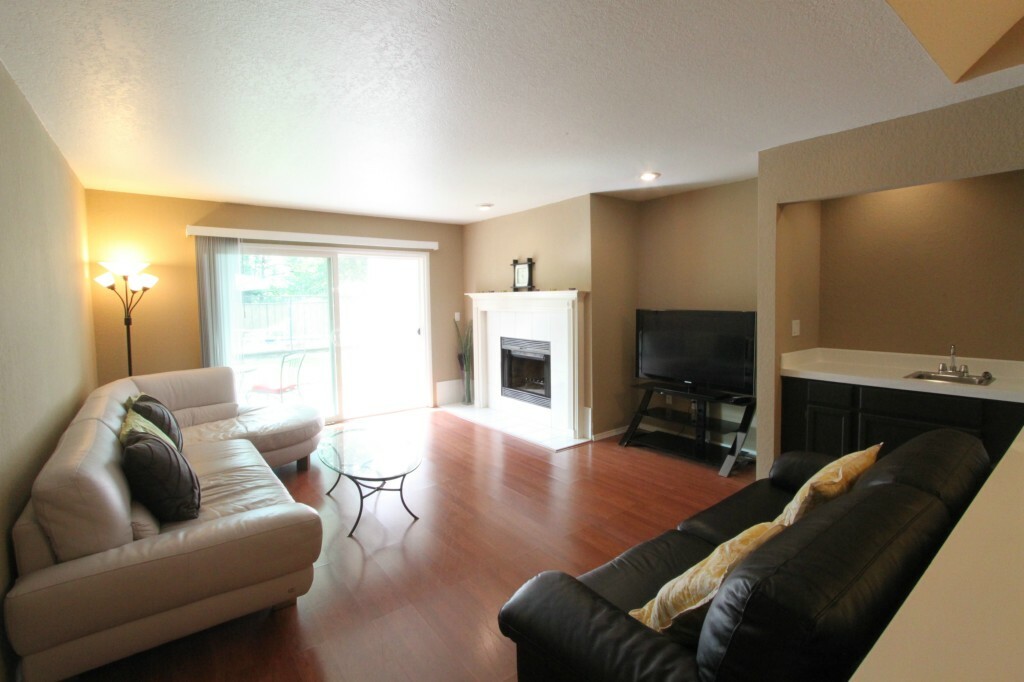 Property Photo: 4202 Factoria Blvd SE D1 WA 98006