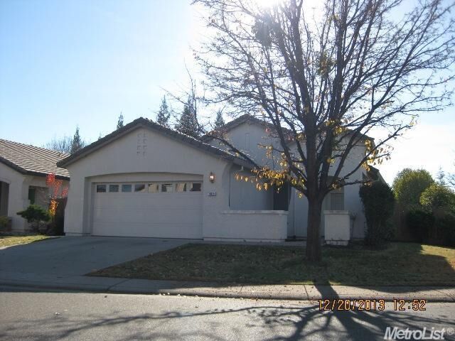 Property Photo: 1405 Rutsey Ct CA 95630