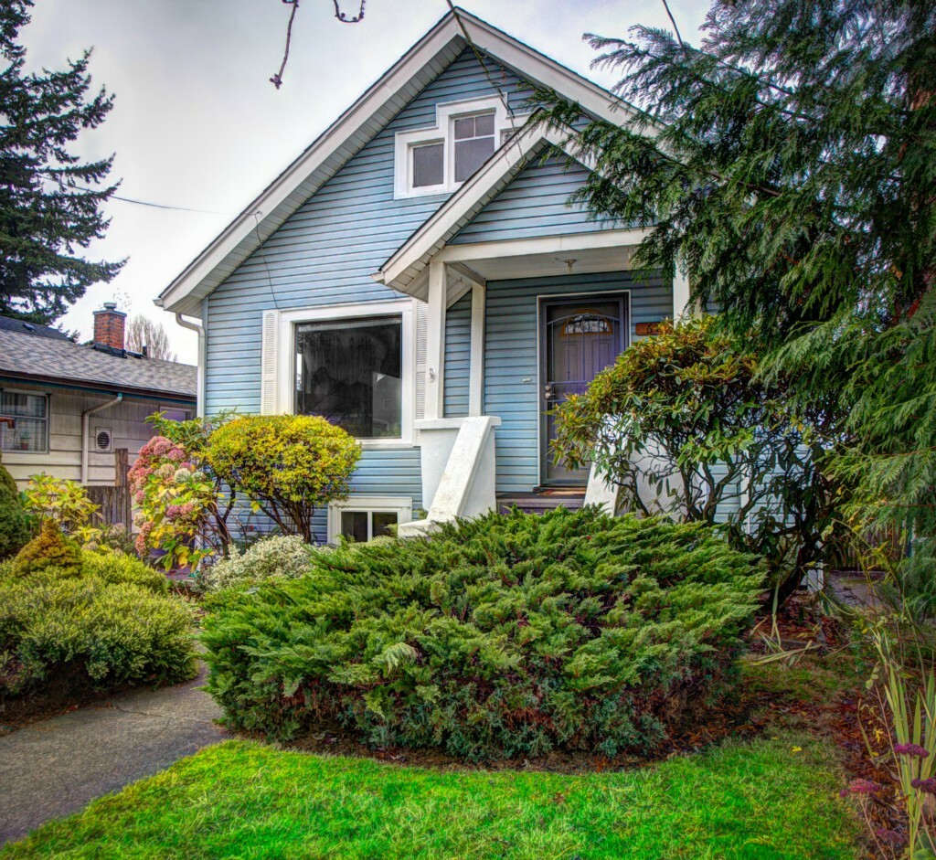 Property Photo:  619 NW 74th  WA 98117 