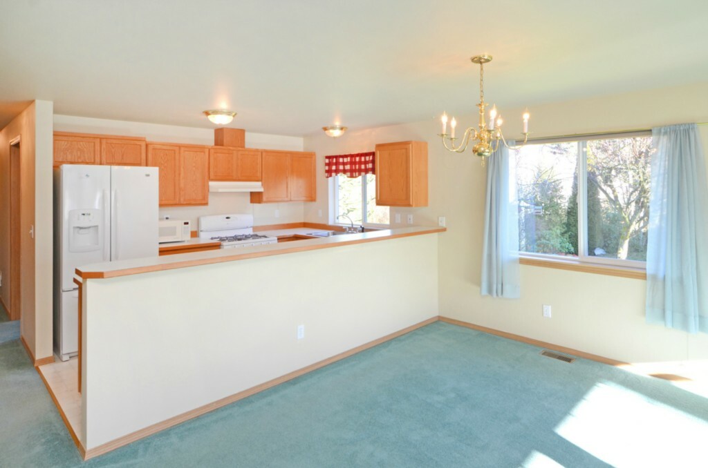 Property Photo: 18669 NE Vaughn Milton Lp WA 98370