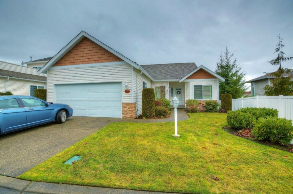 Property Photo:  1301 67th St SE 17C  WA 98092 