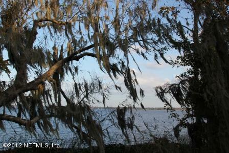 Property Photo:  565 West River Road  FL 32177 