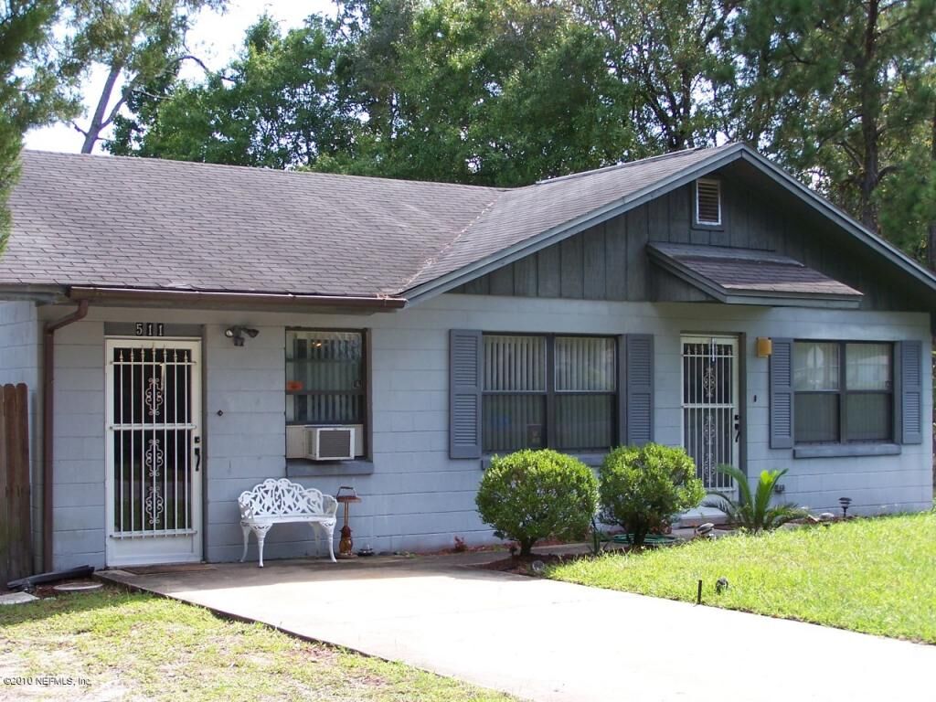 Property Photo:  511 Oleander Drive  FL  