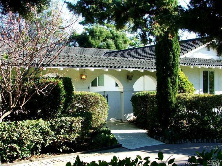 Property Photo:  106 Wykoff Drive  CA 95688 