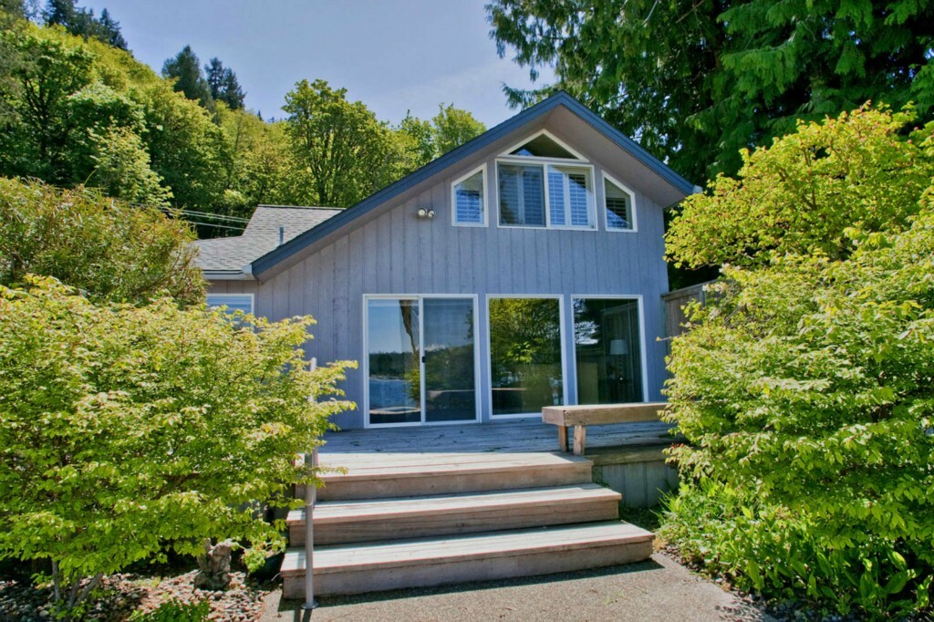 Property Photo:  16431 E Route 106  WA 98528 