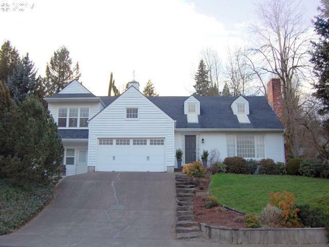 Property Photo:  10445 SW 40th Ave  OR 97219 
