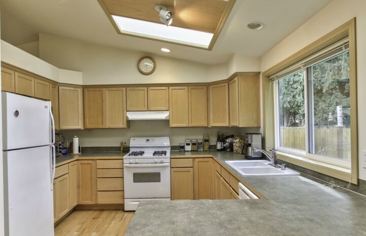 Property Photo:  419 Brittany St  WA 98274 