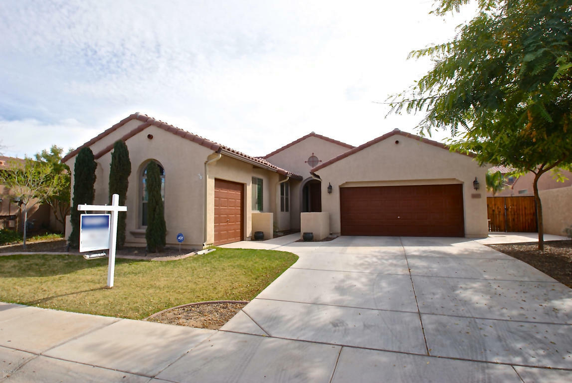 Property Photo:  1677 E Azalea Drive  AZ 85298 