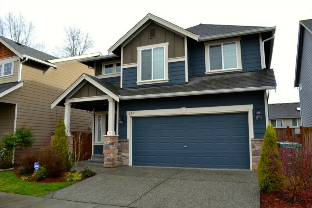 Property Photo:  202 197th St SW 38  WA 98012 