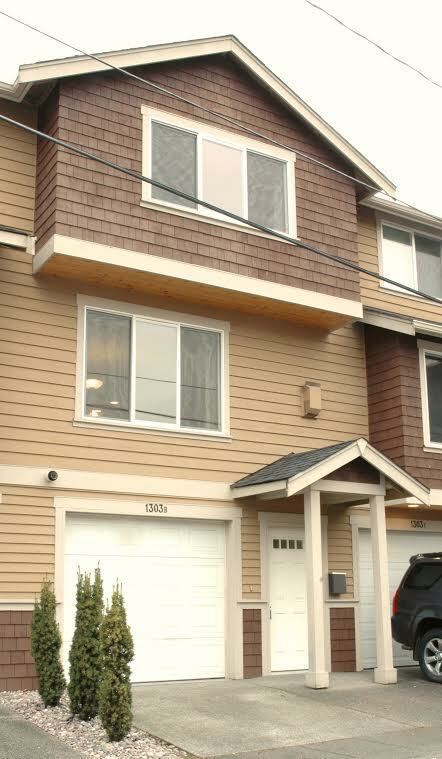 Property Photo:  1303 N 88th St B  WA 98103 