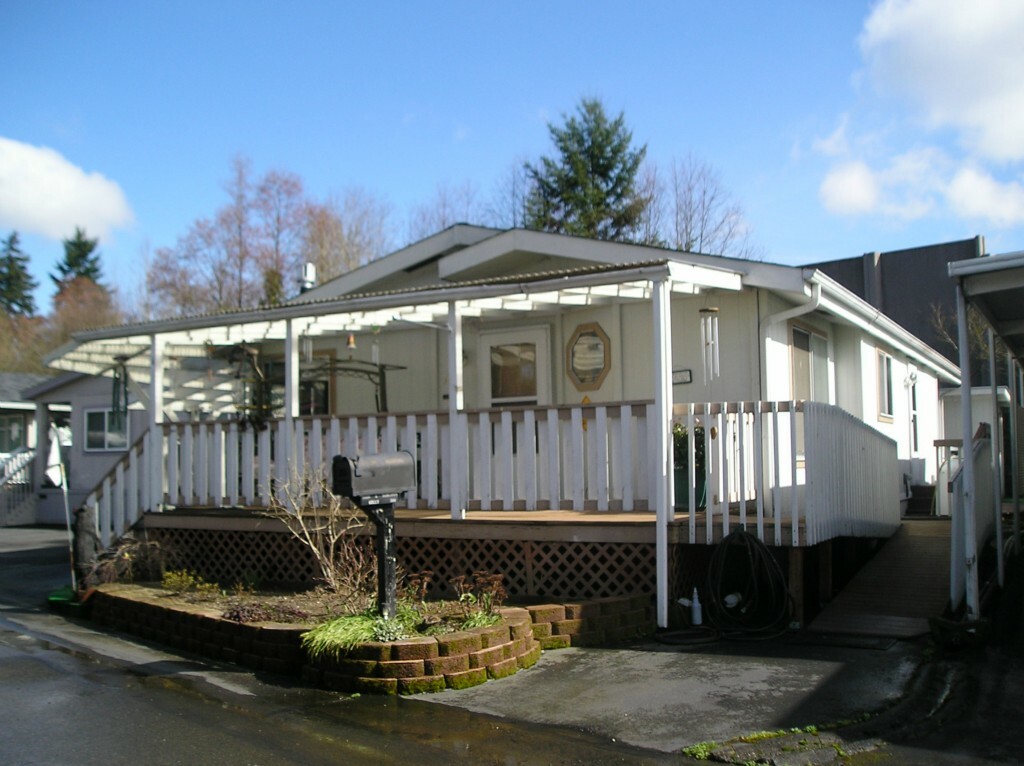 Property Photo:  2101 S 324th Street 300  WA 98003 