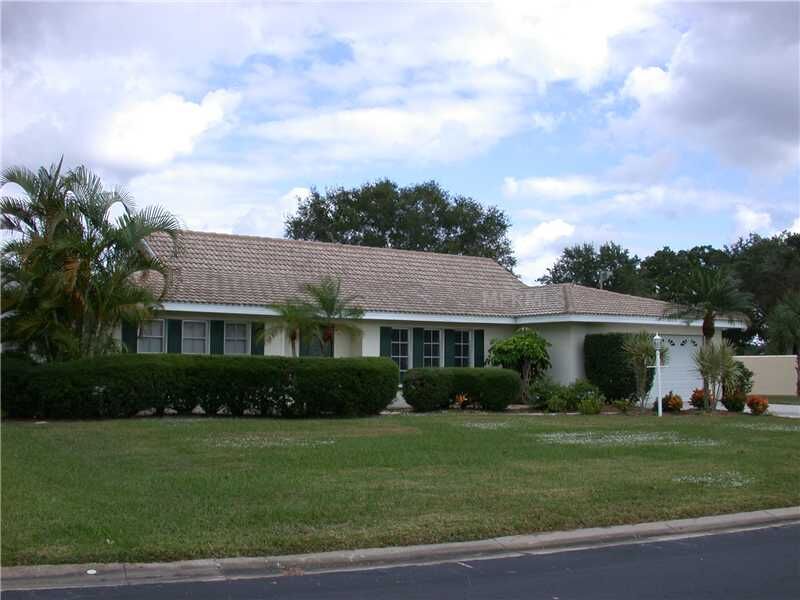 Property Photo: 1030 Kings Court FL 34293