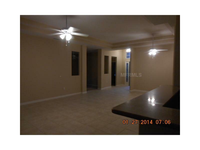 Property Photo:  311 River Enclave Court  FL 34212 