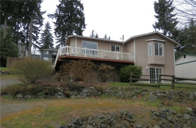 Property Photo: 1228 View St WA 98282