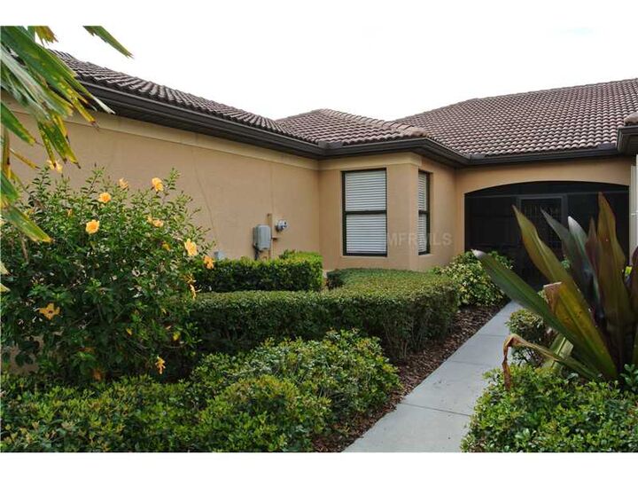 Property Photo: 11049 Batello Drive FL 34292