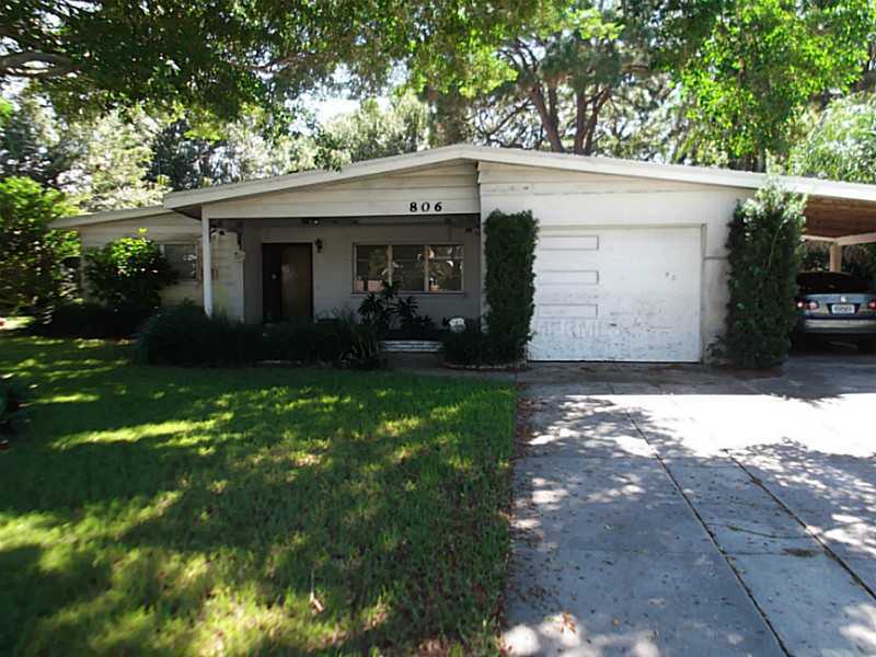 Property Photo:  806 Whitfield Avenue  FL 34243 