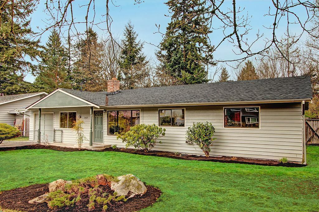 Property Photo:  21615 2nd Avenue SE  WA 98021 