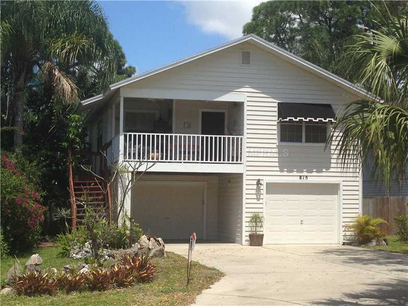 Property Photo: 815 Florida Avenue FL 34683