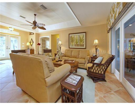 Property Photo:  5232 Shadow Lawn Drive  FL 34242 