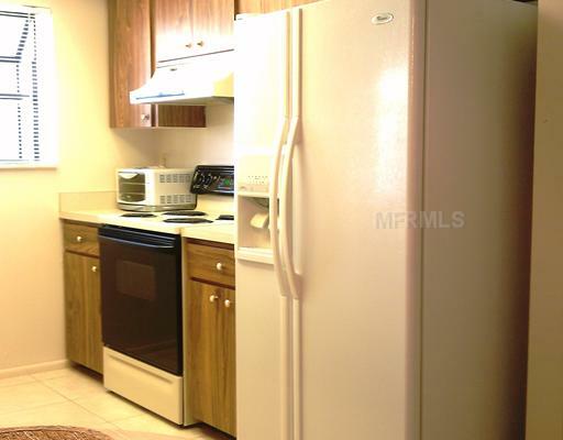 Property Photo:  4230 Oakhurst Circle E 3070  FL 34233 