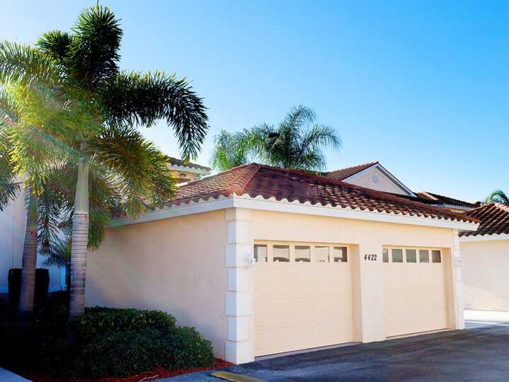 Property Photo: 4422 Corso Venetia Boulevard B9 FL 34293