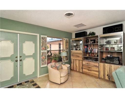 Property Photo: 516 83rd Street FL 34217