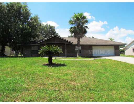 Property Photo:  1007 Chestnut  FL 34711 