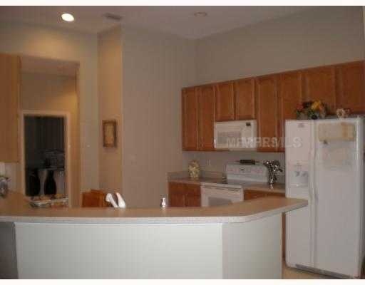 Property Photo:  1004 Lumsden Trace Circle  FL 33594 