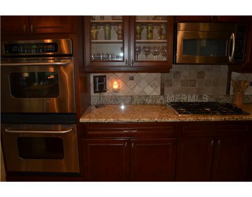 Property Photo: 15121 Sundial Place FL 34202