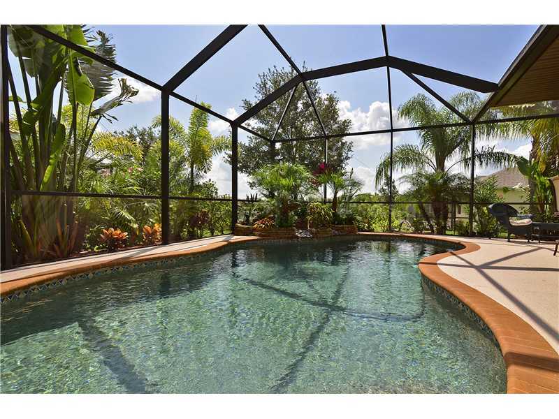 Property Photo: 14267 Sundial Place FL 34202