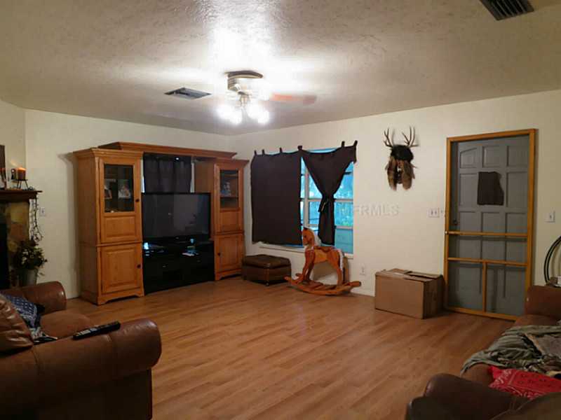 Property Photo:  31332 State Road 70 E  FL 34251 