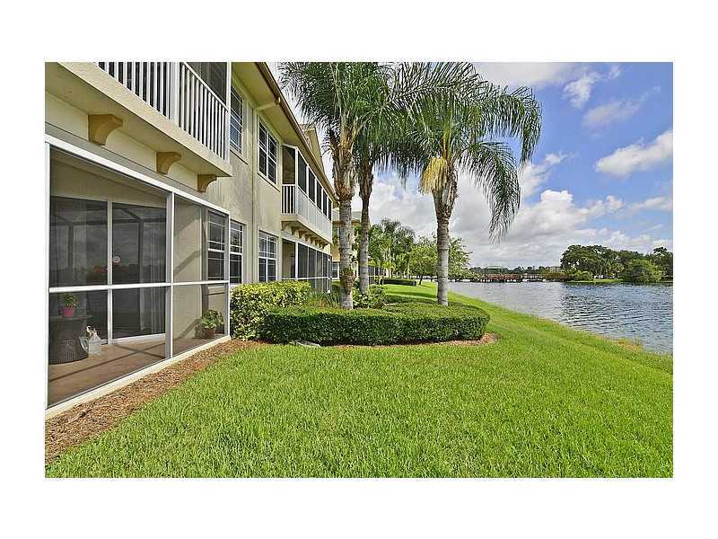 Property Photo:  6511 Moorings Point Circle 102  FL 34202 