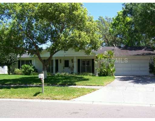 Property Photo:  425 Green Arbor Drive  FL 33511 