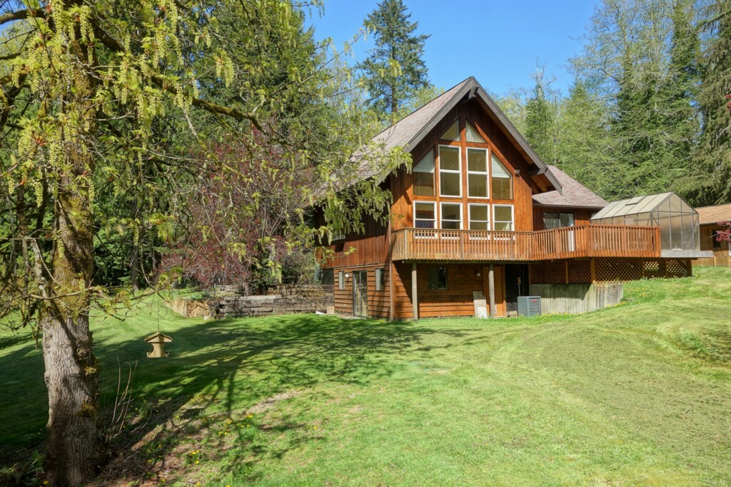 Property Photo:  17410 24th St Kpn  WA 98349 