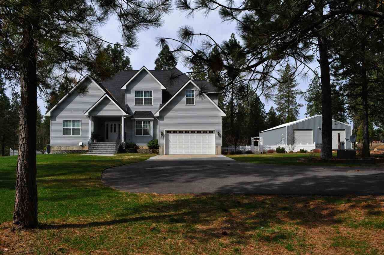 Property Photo:  29813 N Dalton Rd  WA 99006 